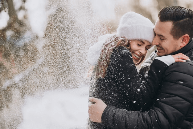 Fun, Romantic & Unique Couple Photoshoot Ideas with Poses