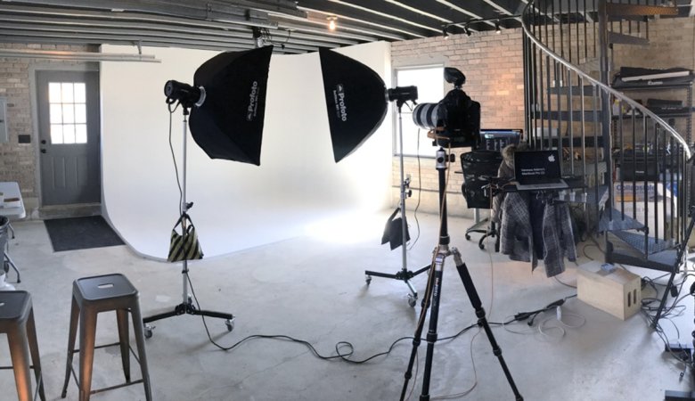 How Easy Is It to Attach and Detach Camera Flashes?
