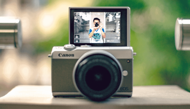 How to Choose a Canon SLR Camera with the Best Video Features?