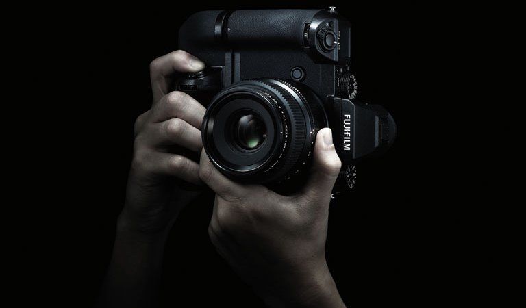 Would you love to discover some main factors while you want to purchase a brand-new high-resolution camera? Well then, we have got you covered!